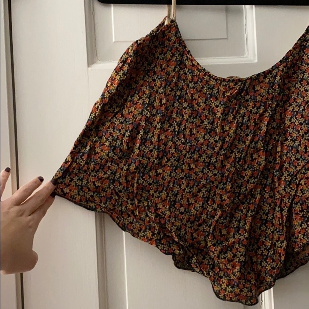 Used brandy Melville crop top size smal - Picture 4 of 7